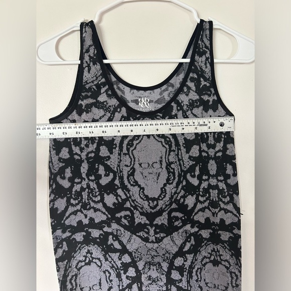 Ladies ROCK & REPUBLIC Gray & Black Tank Top - Picture 6 of 7